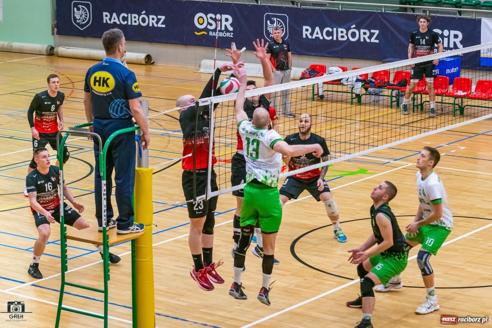 Zdjęcie w galerii na portalu naszraciborz.pl: Siatkarski rollercoaster z happy endem [FOTO i WIDEO] wiadomości z regionu