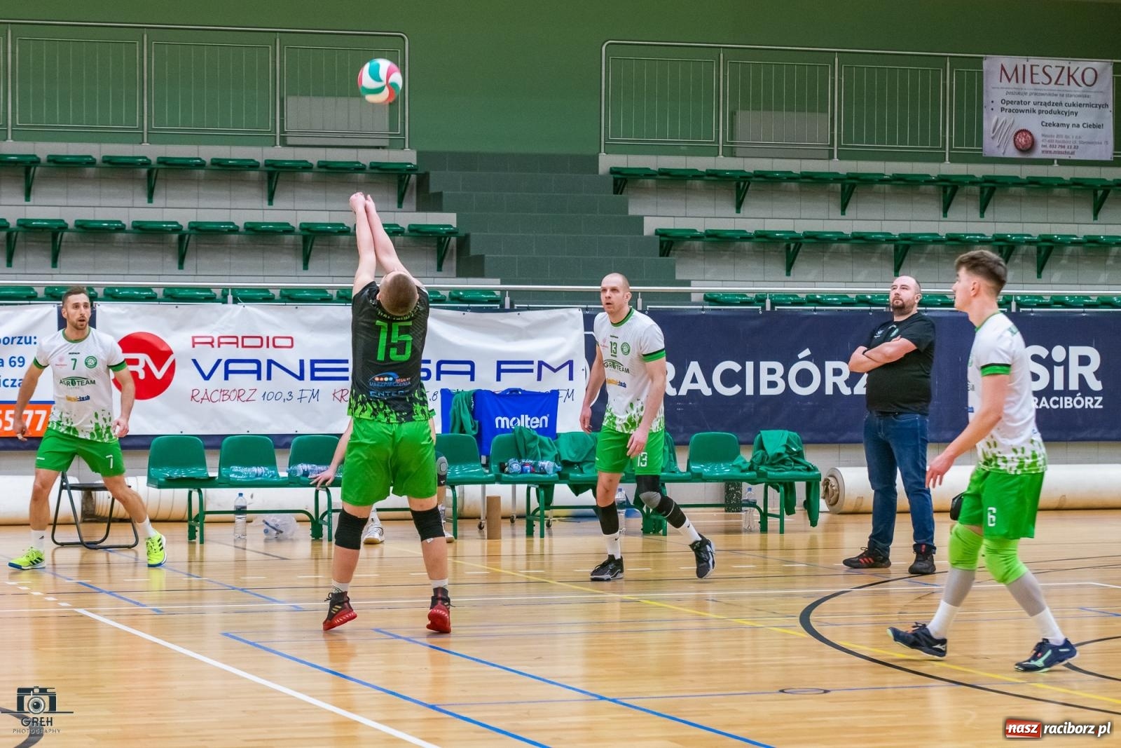 Zdjęcie w galerii na portalu naszraciborz.pl: Siatkarski rollercoaster z happy endem [FOTO i WIDEO] wiadomości z regionu