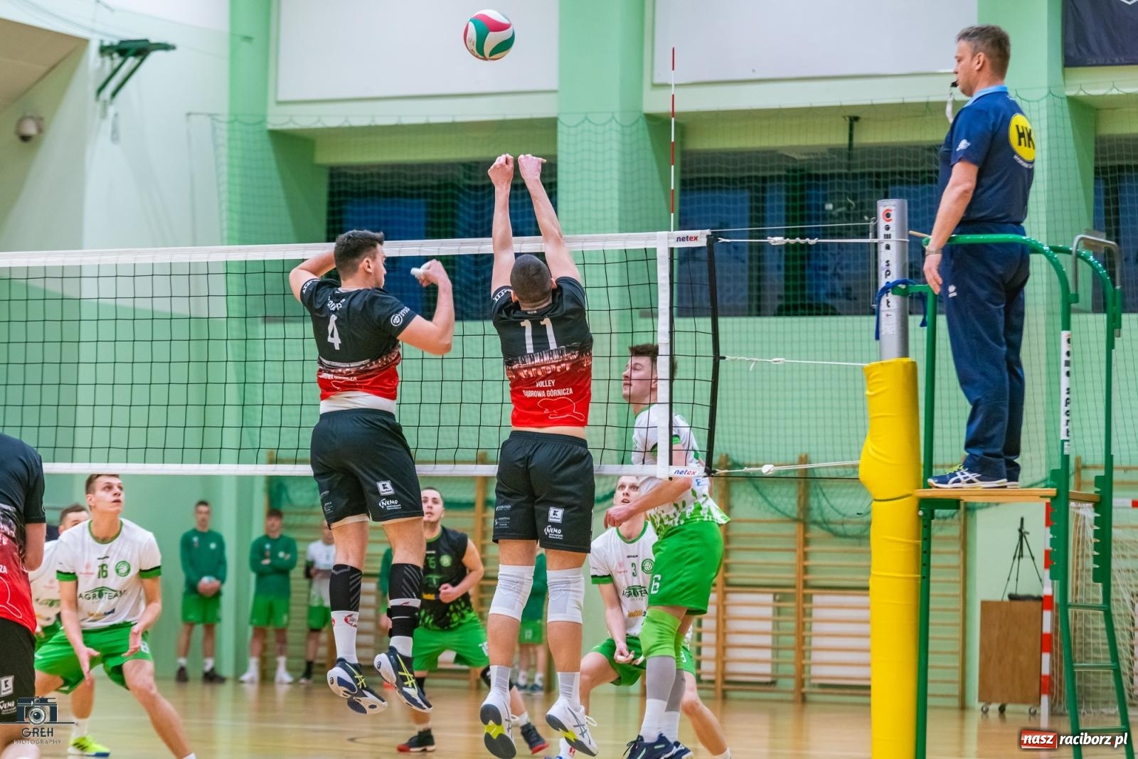 Zdjęcie w galerii na portalu naszraciborz.pl: Siatkarski rollercoaster z happy endem [FOTO i WIDEO] wiadomości z regionu