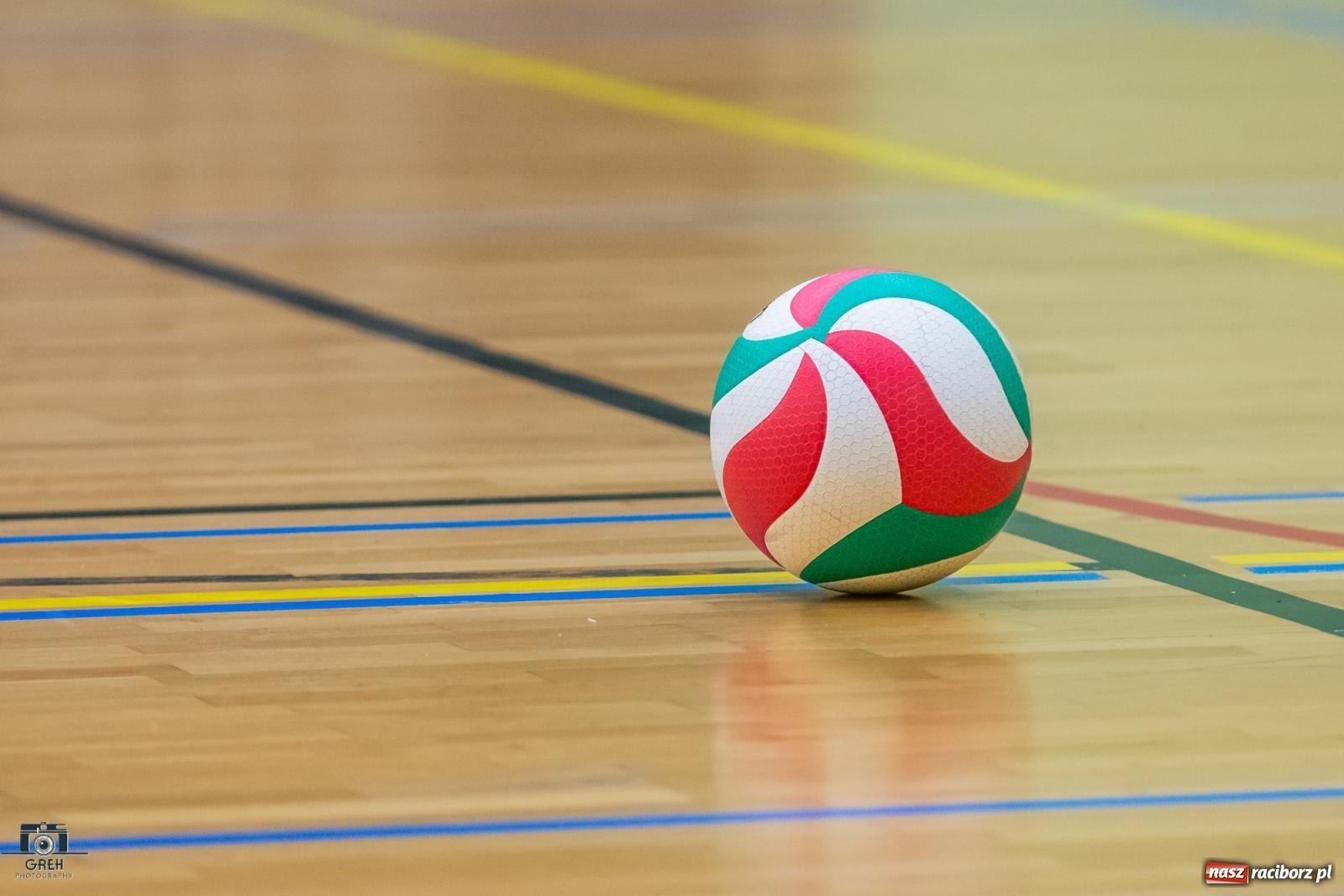 Zdjęcie w galerii na portalu naszraciborz.pl: Siatkarski rollercoaster z happy endem [FOTO i WIDEO] wiadomości z regionu