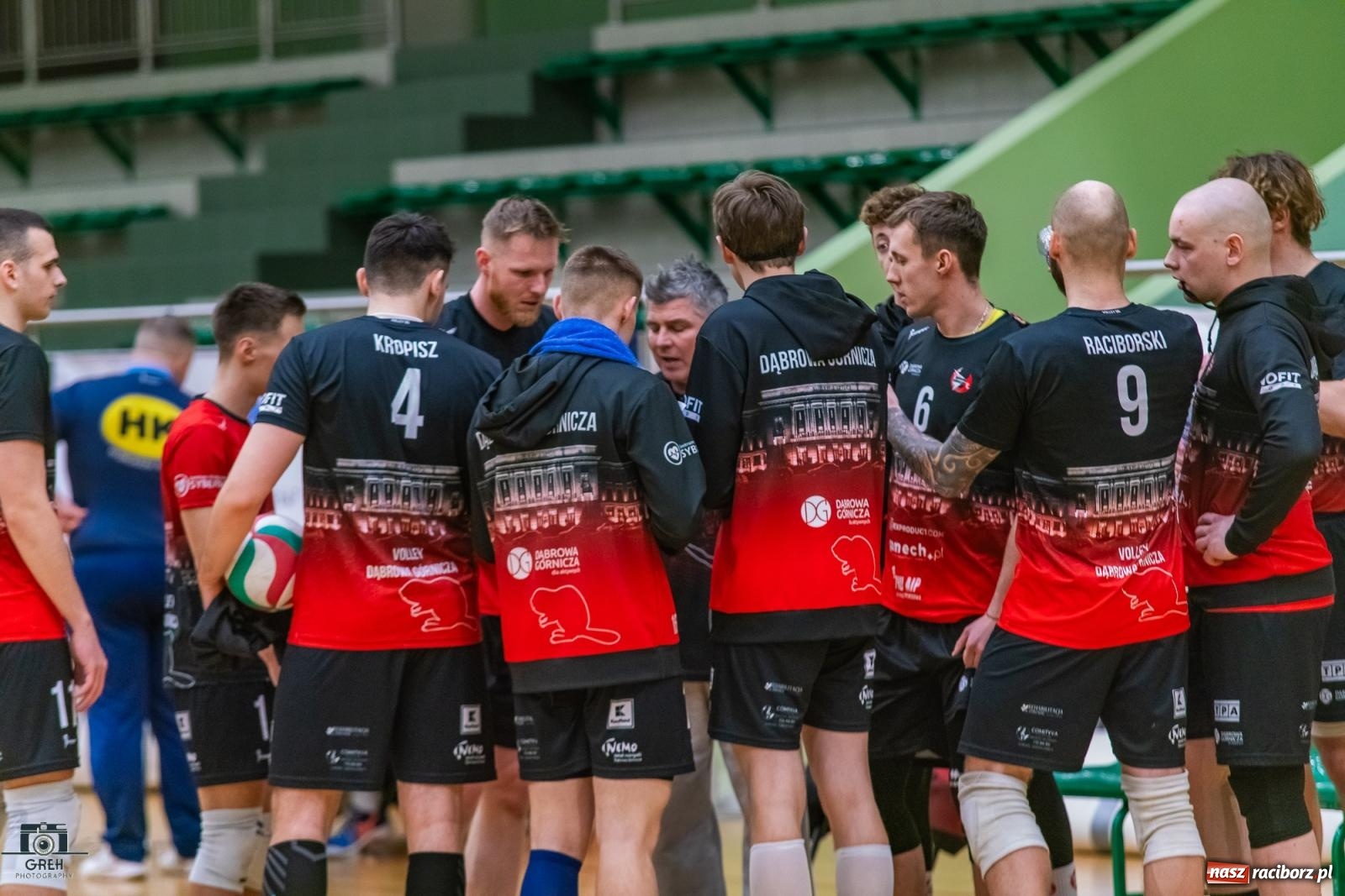 Zdjęcie w galerii na portalu naszraciborz.pl: Siatkarski rollercoaster z happy endem [FOTO i WIDEO] wiadomości z regionu