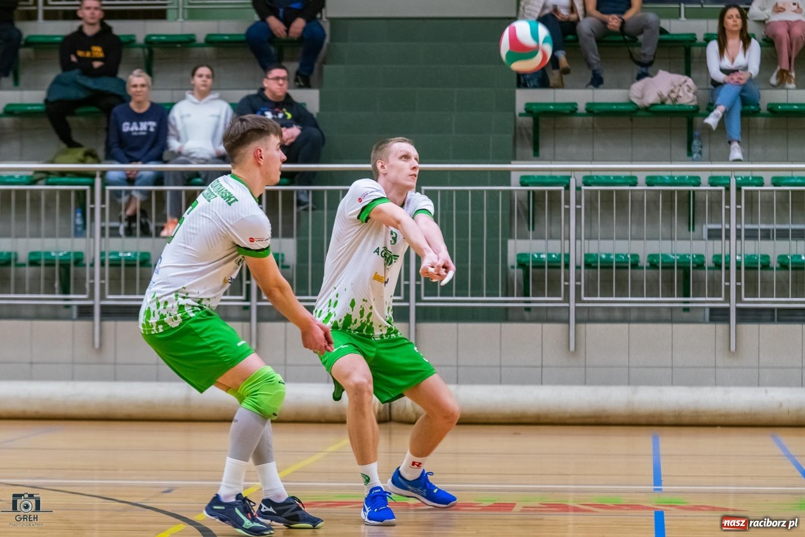 Zdjęcie w galerii na portalu naszraciborz.pl: Siatkarski rollercoaster z happy endem [FOTO i WIDEO] wiadomości z regionu