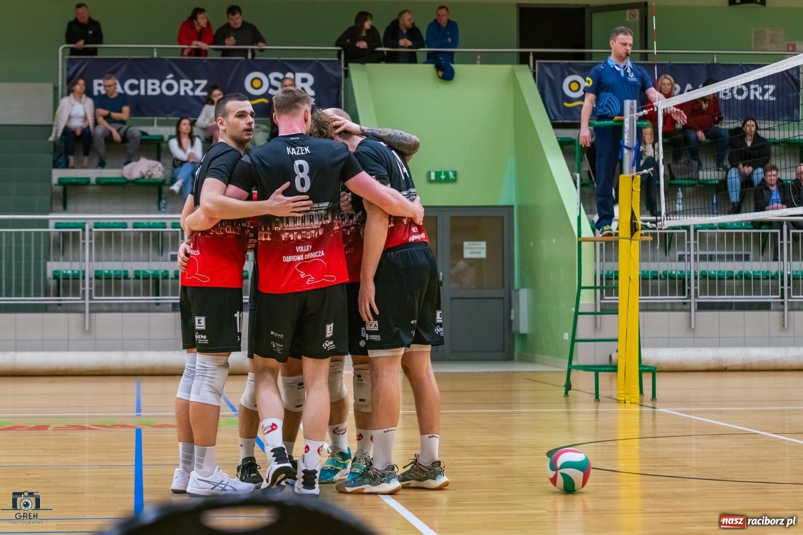 Zdjęcie w galerii na portalu naszraciborz.pl: Siatkarski rollercoaster z happy endem [FOTO i WIDEO] wiadomości z regionu