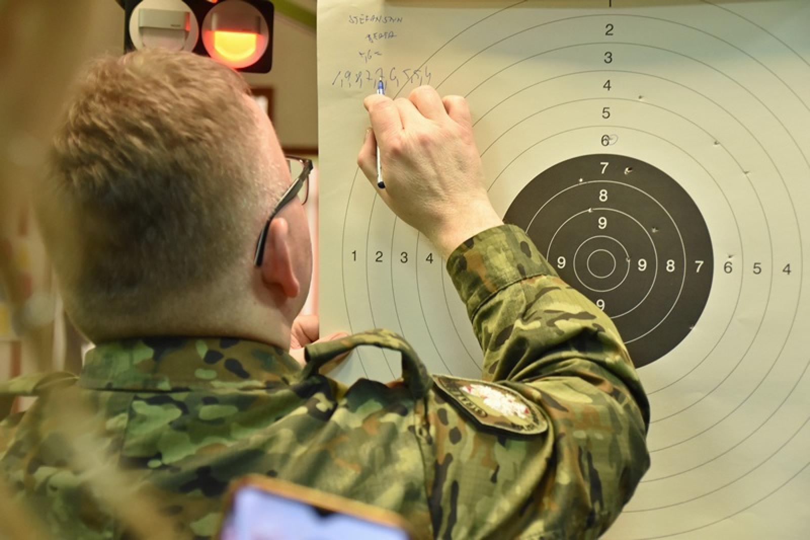 Zdjęcie w galerii na portalu naszraciborz.pl: Dzień Służby Cywilnej w Śląskim Oddziale Straży Granicznej w Raciborzu wiadomości z regionu