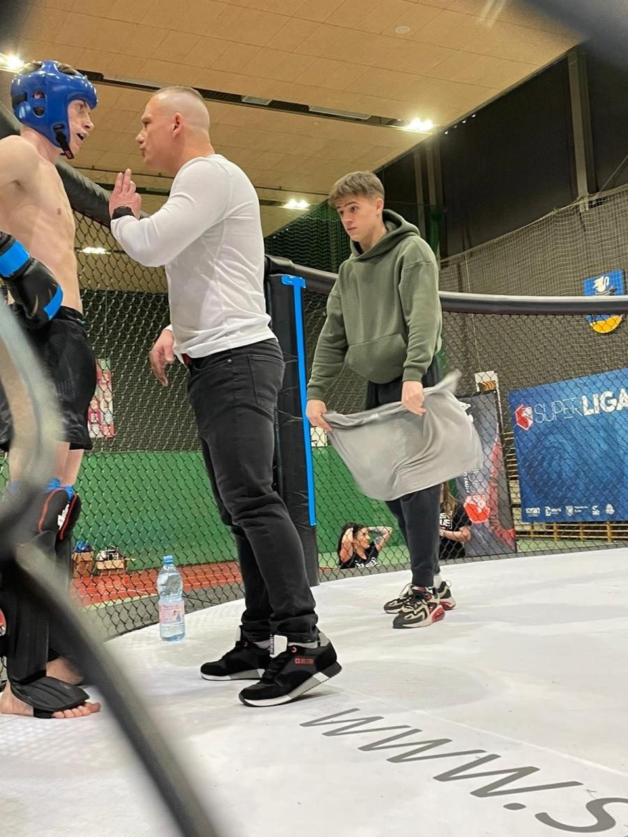 Zdjęcie w galerii na portalu naszraciborz.pl: Kickboxerzy z Raciborza na gali walk w Bieruniu wiadomości z regionu