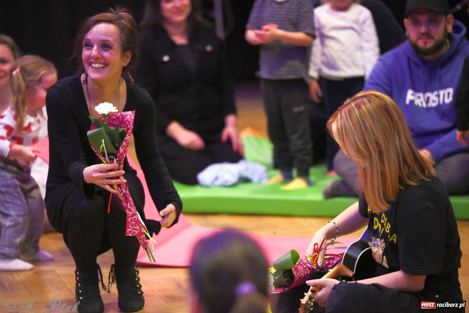 Zdjęcie w galerii na portalu naszraciborz.pl: Maluchy w krainie dźwięku i instrument niespodzianka wiadomości z regionu