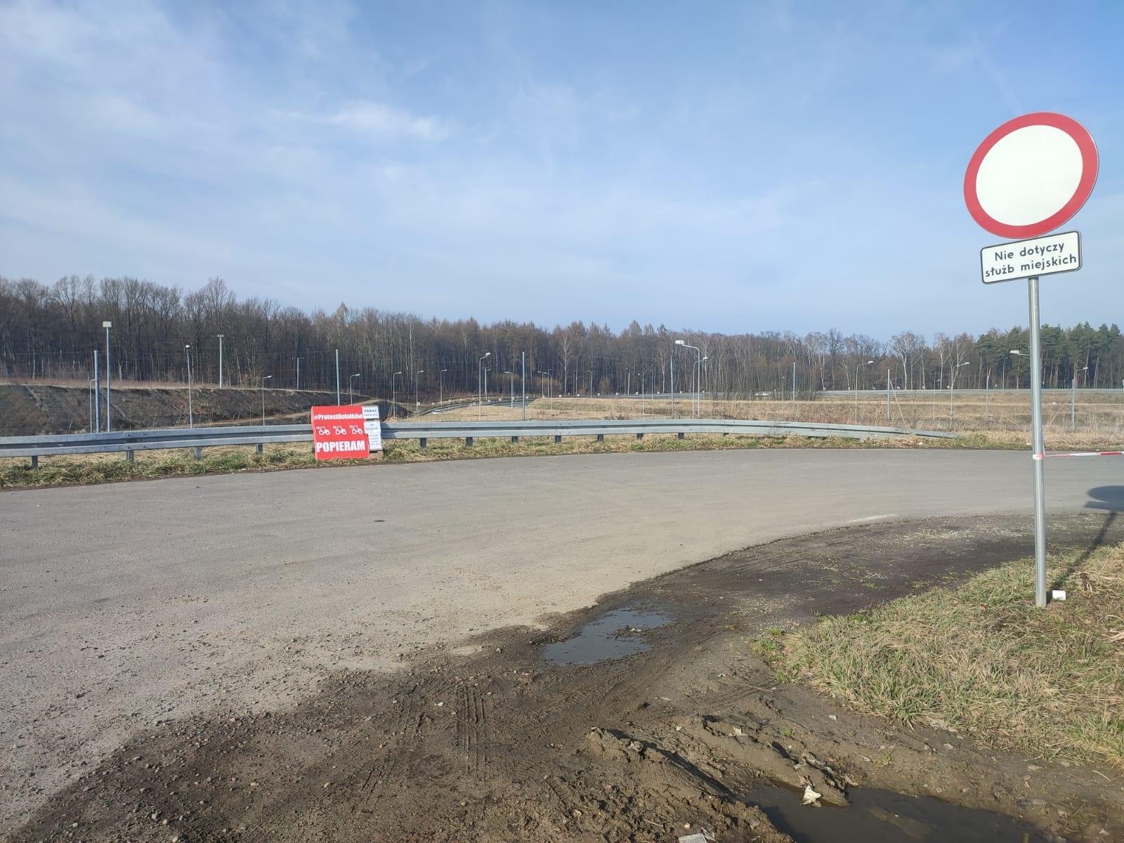 Zdjęcie w galerii na portalu naszraciborz.pl: Strajk rolników. We wtorek zablokują dojazd do autostrady w Gorzyczkach wiadomości z regionu
