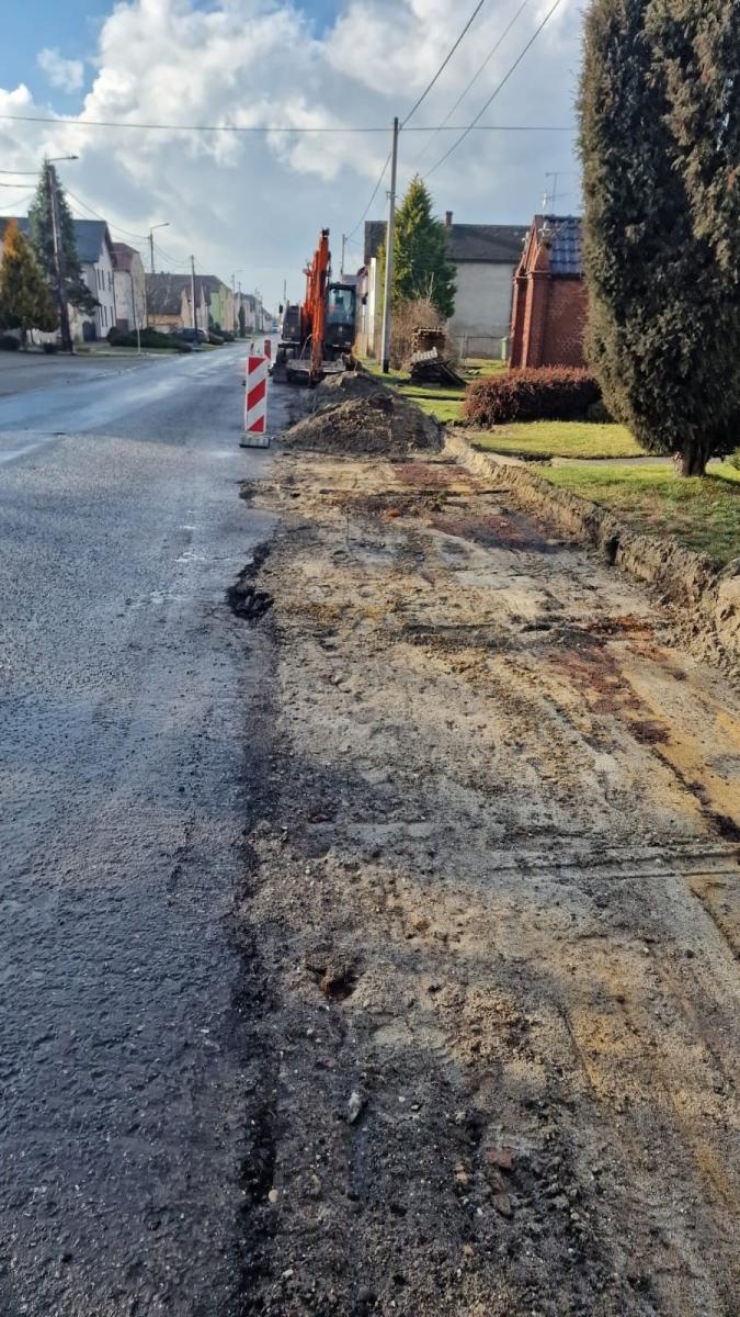 Zdjęcie w galerii na portalu naszraciborz.pl: Przebudowa drogi Pietrowice Wlk. - Lekartów wkracza w ostatnią fazę wiadomości z regionu