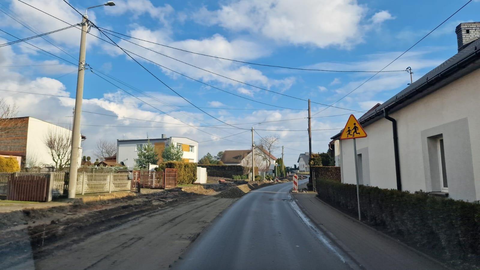 Zdjęcie w galerii na portalu naszraciborz.pl: Przebudowa drogi Pietrowice Wlk. - Lekartów wkracza w ostatnią fazę wiadomości z regionu