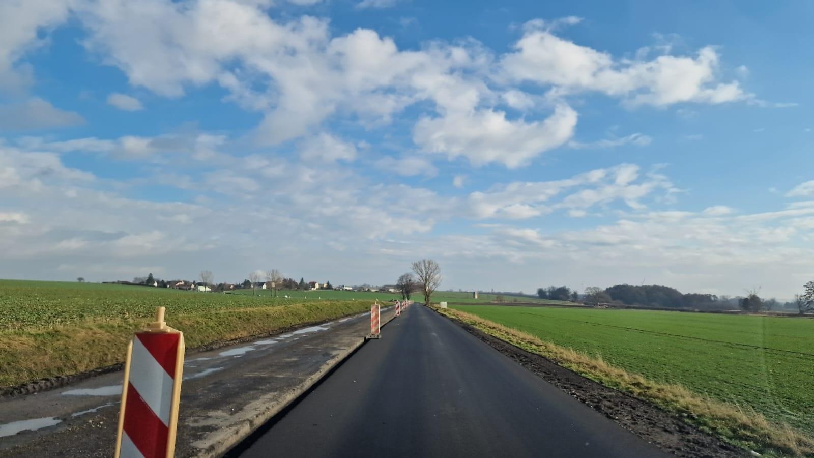 Zdjęcie w galerii na portalu naszraciborz.pl: Przebudowa drogi Pietrowice Wlk. - Lekartów wkracza w ostatnią fazę wiadomości z regionu