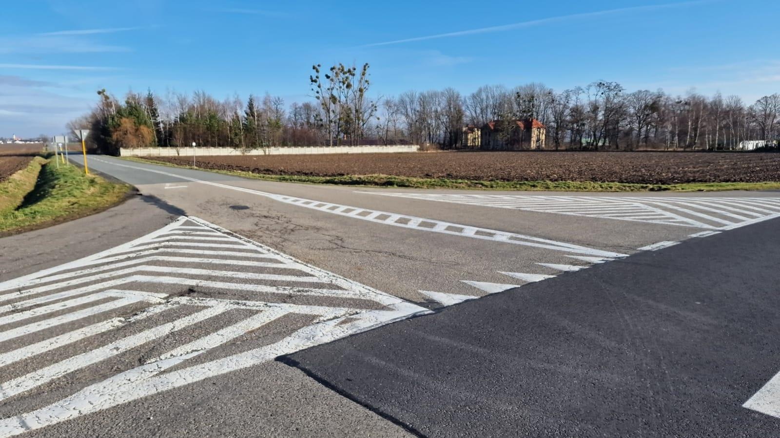 Zdjęcie w galerii na portalu naszraciborz.pl: Jedno z najgroźniejszych skrzyżowań w powiecie zostanie doświetlone wiadomości z regionu