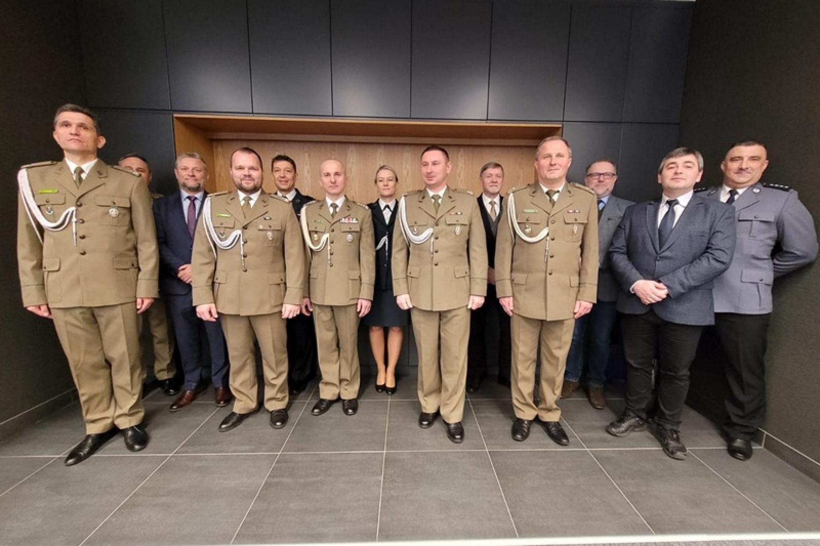 Zdjęcie w galerii na portalu naszraciborz.pl: Zmiany kadrowe w Śląskim Oddziale SG w Raciborzu wiadomości z regionu