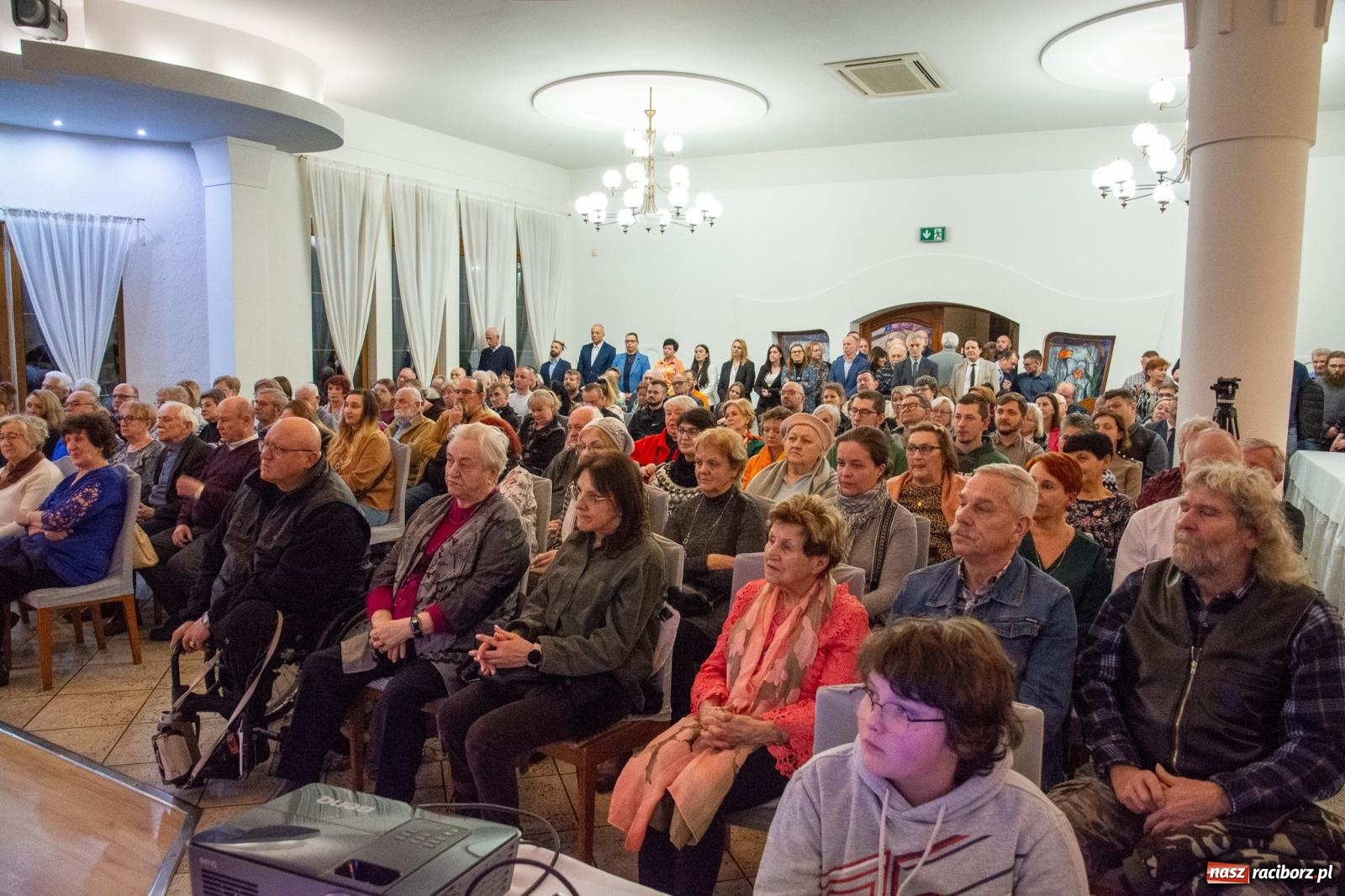 Zdjęcie w galerii na portalu naszraciborz.pl: Dariusz Polowy zaprezentował kandydatów swojego komitetu wiadomości z regionu