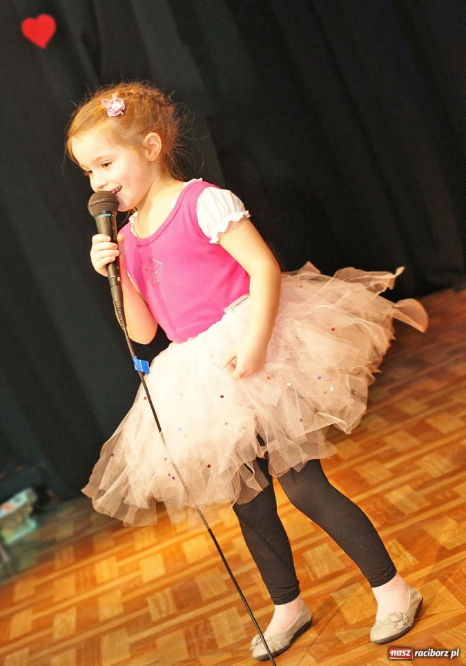 Zdjęcie w galerii na portalu naszraciborz.pl: Podopieczni MDK pamiętają o dziadkach wiadomości z regionu