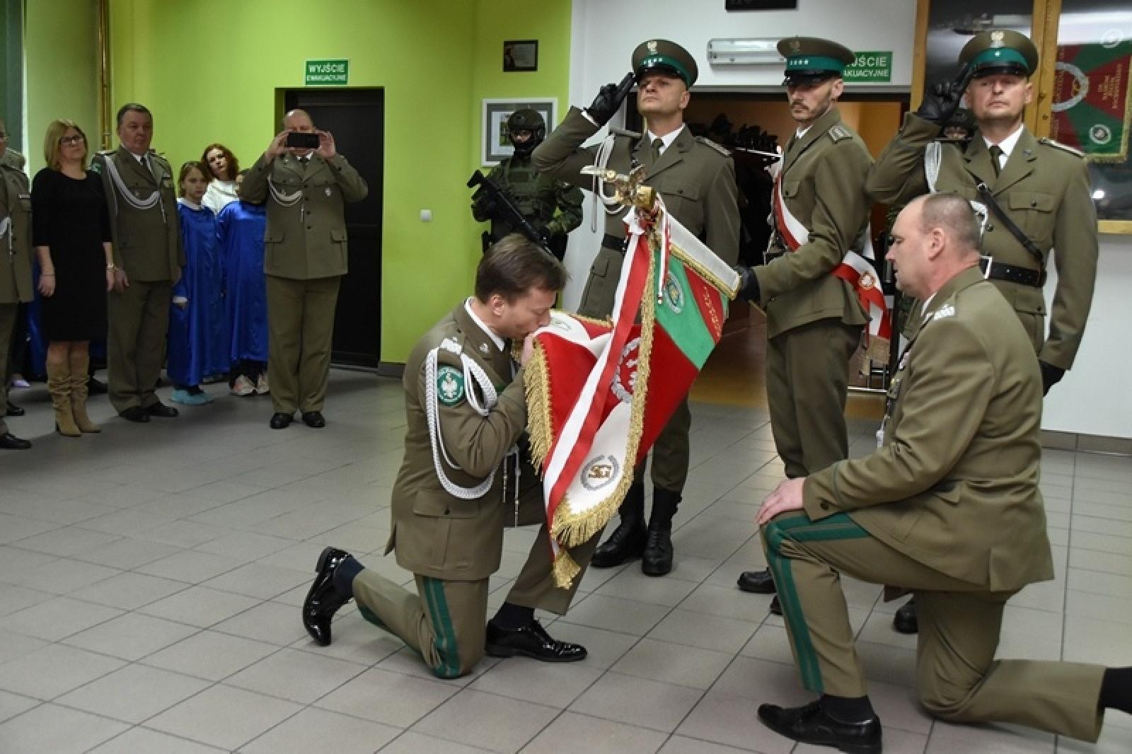 Zdjęcie w galerii na portalu naszraciborz.pl: Zmiana na stanowisku Komendanta Śląskiego Oddziału Straży Granicznej w Raciborzu wiadomości z regionu