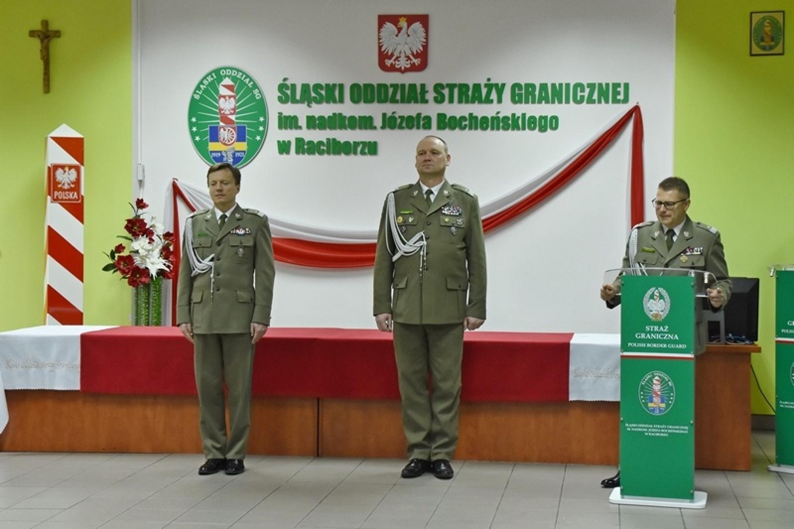 Zdjęcie w galerii na portalu naszraciborz.pl: Zmiana na stanowisku Komendanta Śląskiego Oddziału Straży Granicznej w Raciborzu wiadomości z regionu