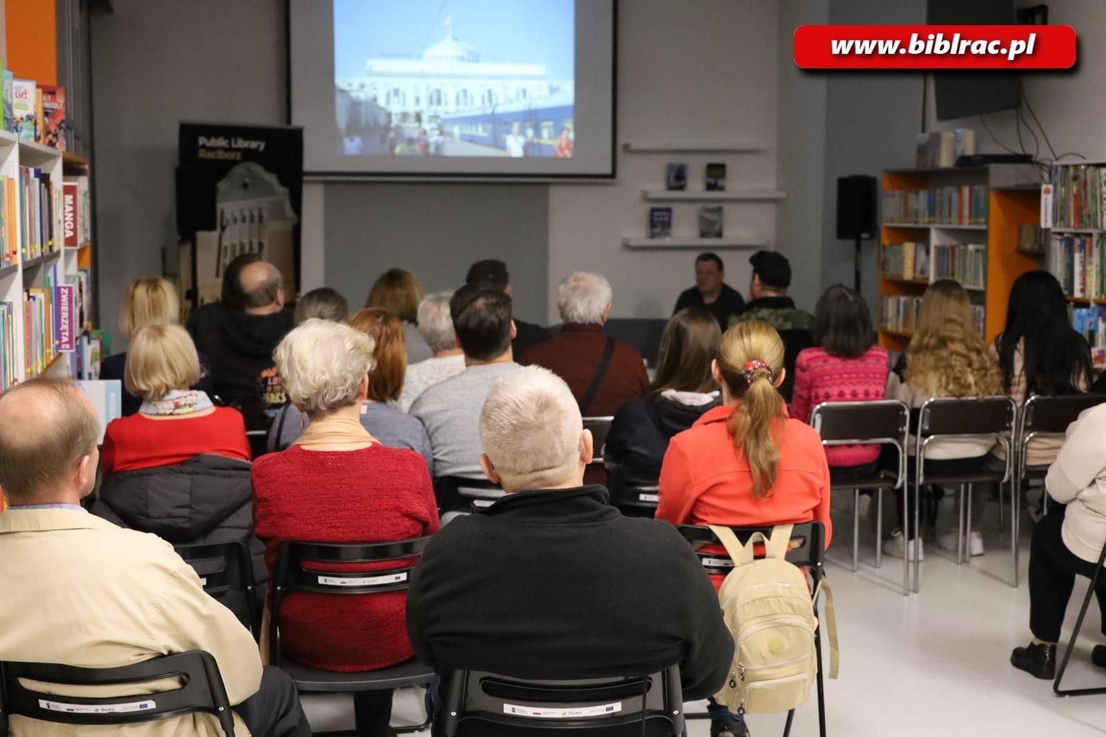 Zdjęcie w galerii na portalu naszraciborz.pl: Sekrety Odessy z Borysem Tynką w raciborskiej bibliotece wiadomości z regionu