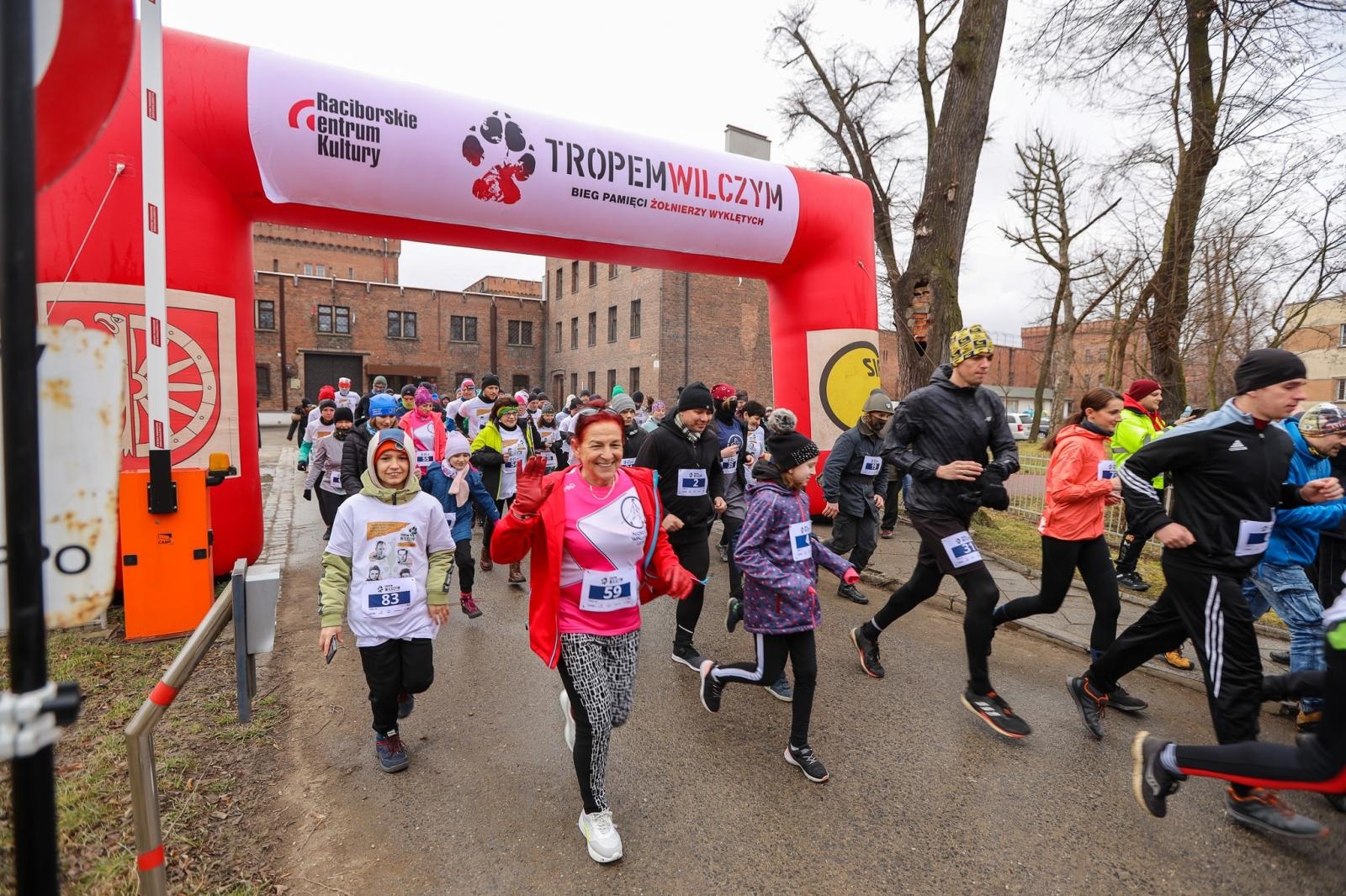Zdjęcie w galerii na portalu naszraciborz.pl: Weź udział w XII Biegu Tropem Wilczym w Raciborzu wiadomości z regionu