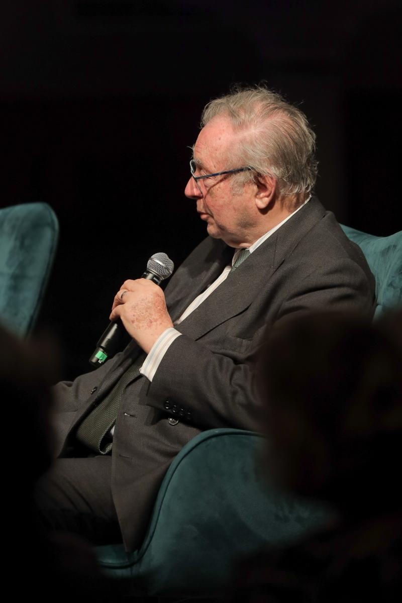 Zdjęcie w galerii na portalu naszraciborz.pl: Zanussi po raz kolejny w Raciborzu. Wokół książki Barbary Gruszki-Zych Moi ważni wiadomości z regionu