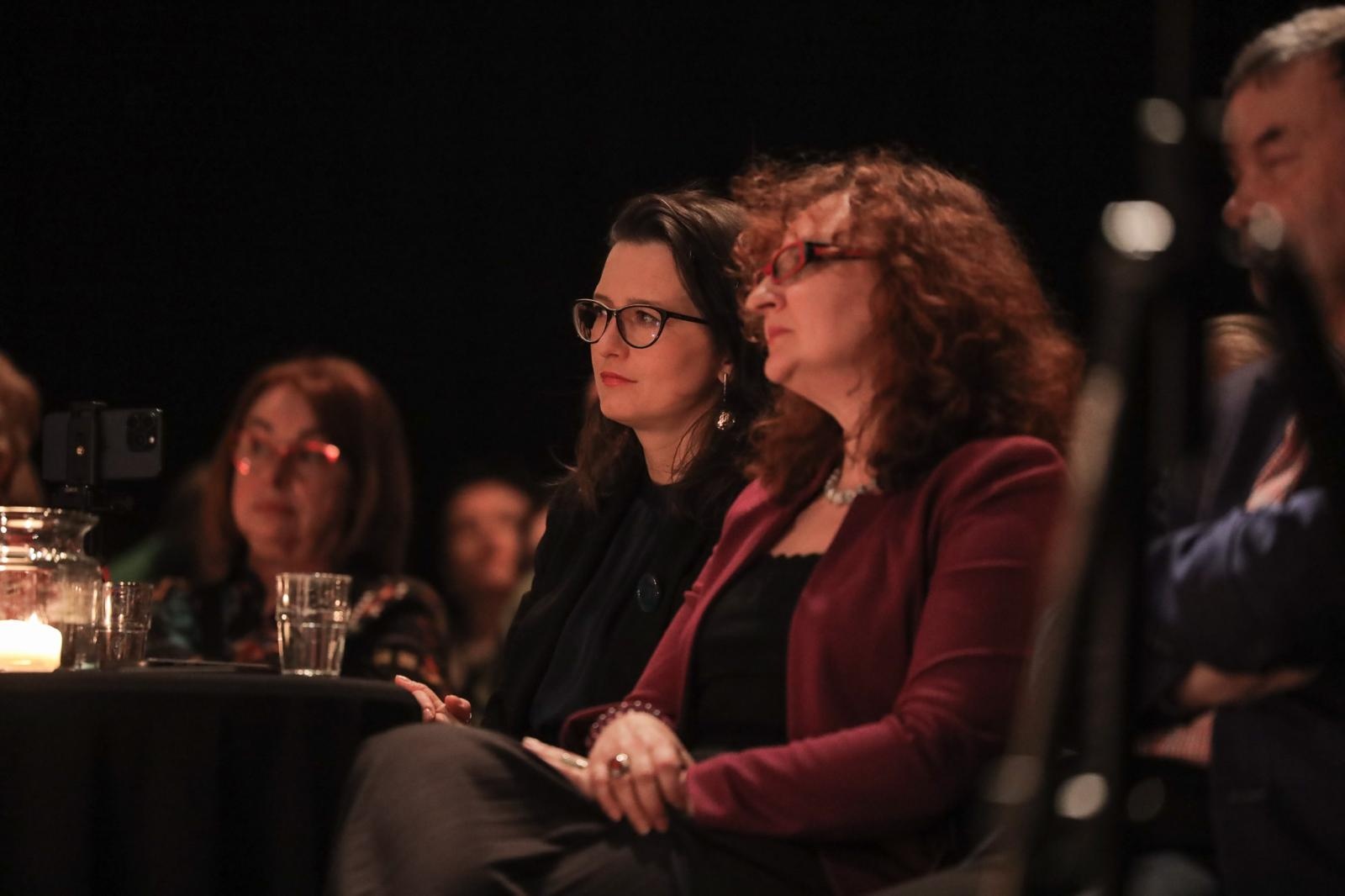 Zdjęcie w galerii na portalu naszraciborz.pl: Zanussi po raz kolejny w Raciborzu. Wokół książki Barbary Gruszki-Zych Moi ważni wiadomości z regionu