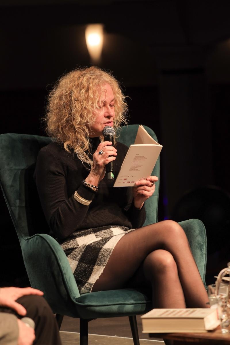 Zdjęcie w galerii na portalu naszraciborz.pl: Zanussi po raz kolejny w Raciborzu. Wokół książki Barbary Gruszki-Zych Moi ważni wiadomości z regionu