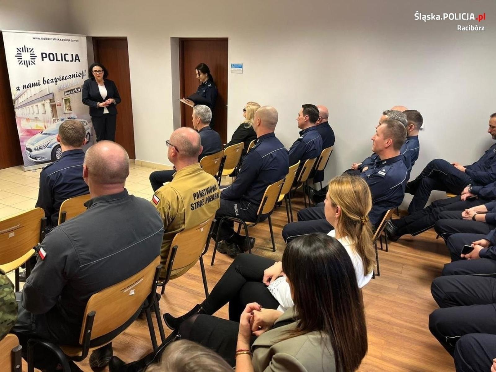 Zdjęcie w galerii na portalu naszraciborz.pl: Odprawa roczna w raciborskiej komendzie policji wiadomości z regionu