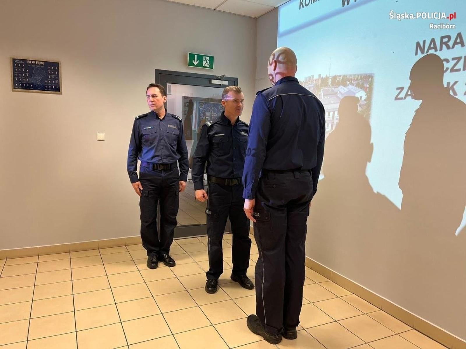 Zdjęcie w galerii na portalu naszraciborz.pl: Odprawa roczna w raciborskiej komendzie policji wiadomości z regionu