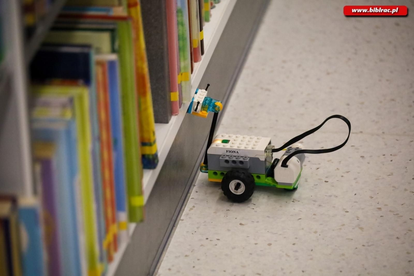 Zdjęcie w galerii na portalu naszraciborz.pl: Klub Ojca w bibliotece – sobota konstruktorów wiadomości z regionu