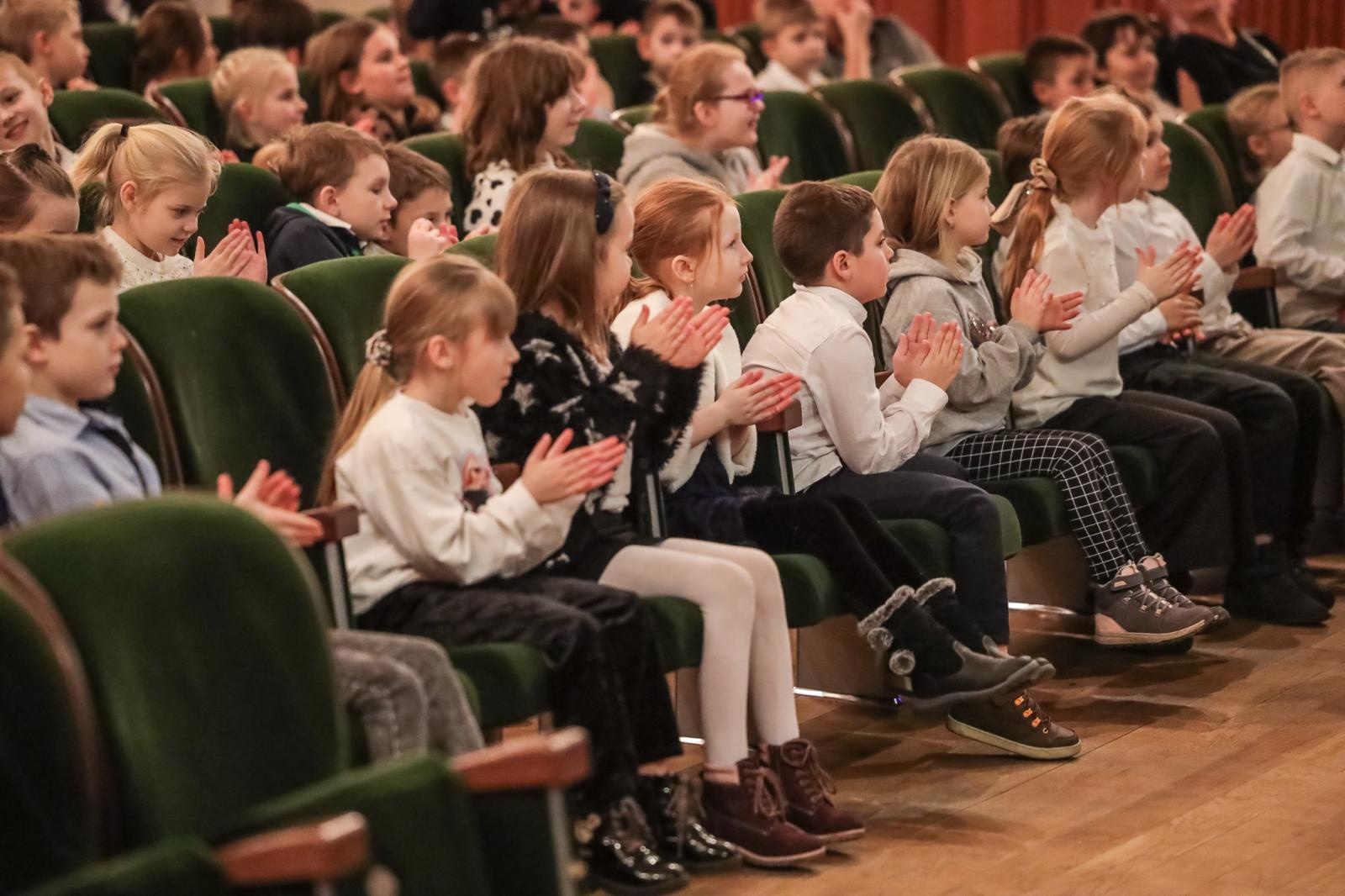 Zdjęcie w galerii na portalu naszraciborz.pl: Muzyka dawna na koncertach umuzykalniających w RCK wiadomości z regionu