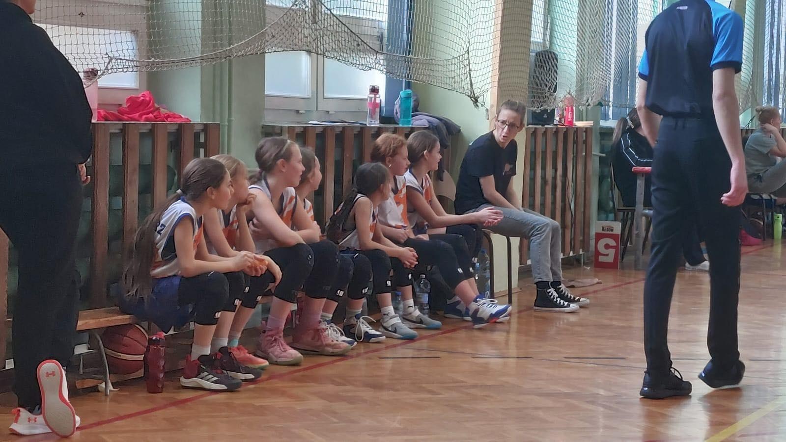 Zdjęcie w galerii na portalu naszraciborz.pl: Koszykarki Minibasketball Racibórz na podium Bochnia Cup wiadomości z regionu