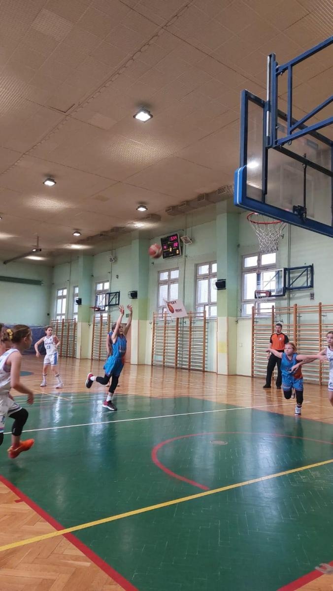 Zdjęcie w galerii na portalu naszraciborz.pl: Koszykarki Minibasketball Racibórz na podium Bochnia Cup wiadomości z regionu