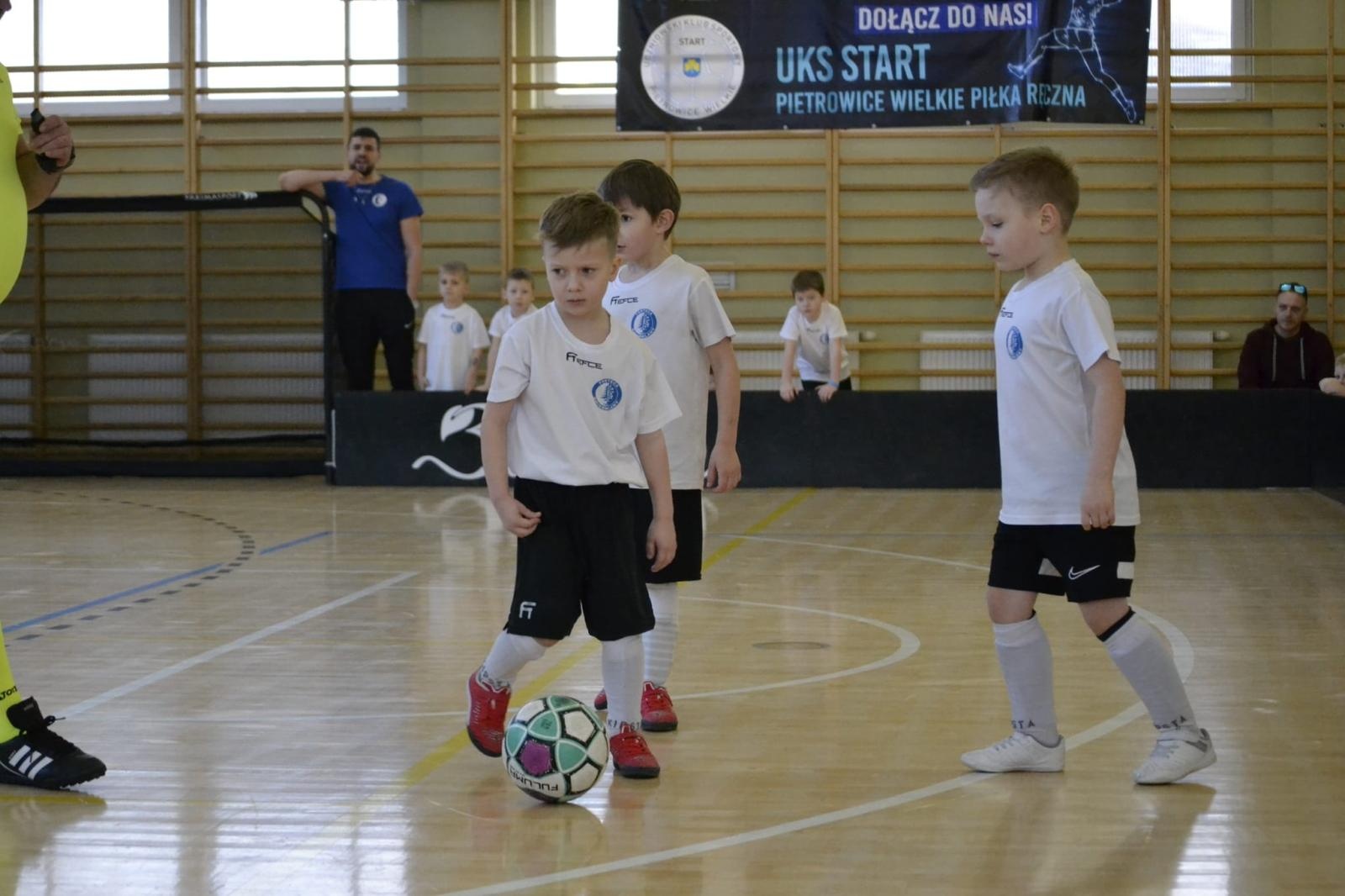 Zdjęcie w galerii na portalu naszraciborz.pl: Charytatywny turniej piłkarski w Pietrowicach Wielkich [FOTO] wiadomości z regionu