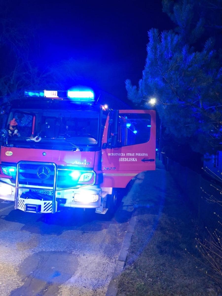 Zdjęcie w galerii na portalu naszraciborz.pl: Zapach gazu w budynku w Kuźni Raciborskiej wiadomości z regionu