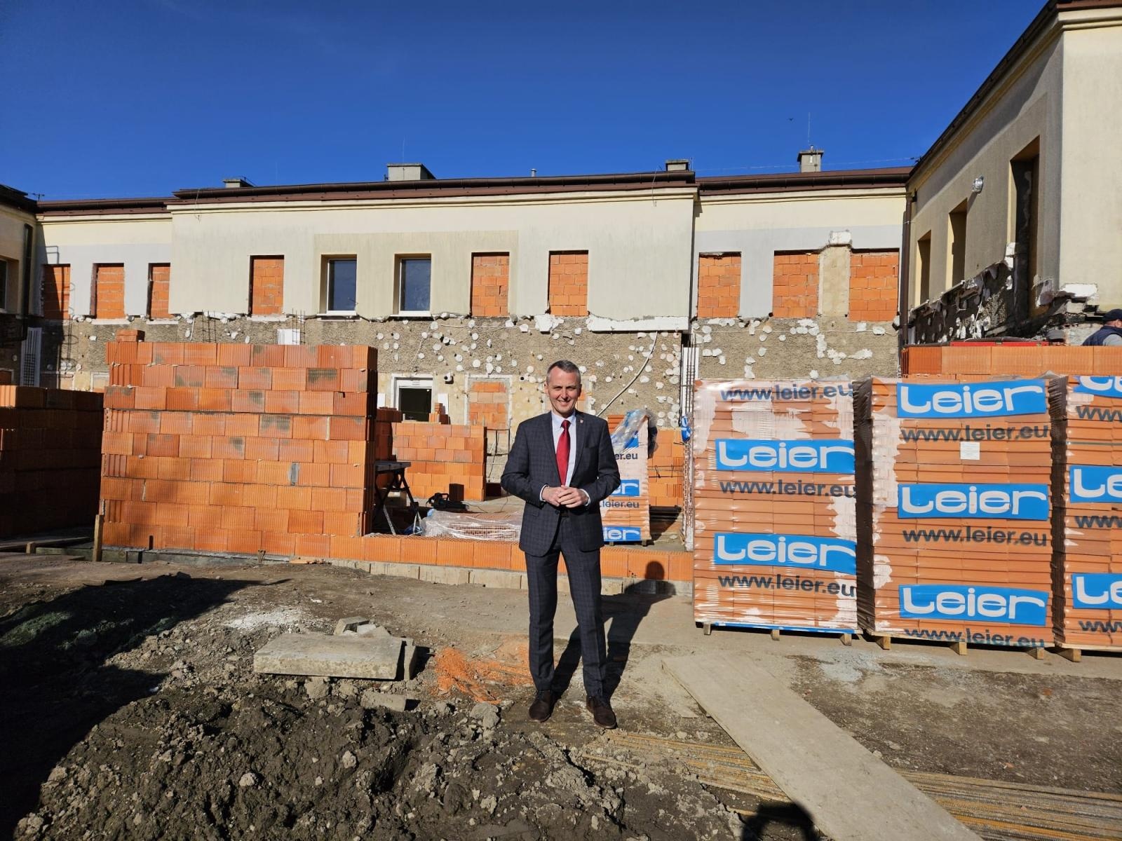 Zdjęcie w galerii na portalu naszraciborz.pl: Trwa rozbudowa żłobka przy ulicy Słonecznej wiadomości z regionu