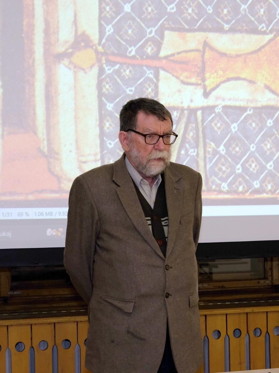 Zdjęcie w galerii na portalu naszraciborz.pl: Muzeum w Raciborzu pokazało kolekcję swojej broni wiadomości z regionu