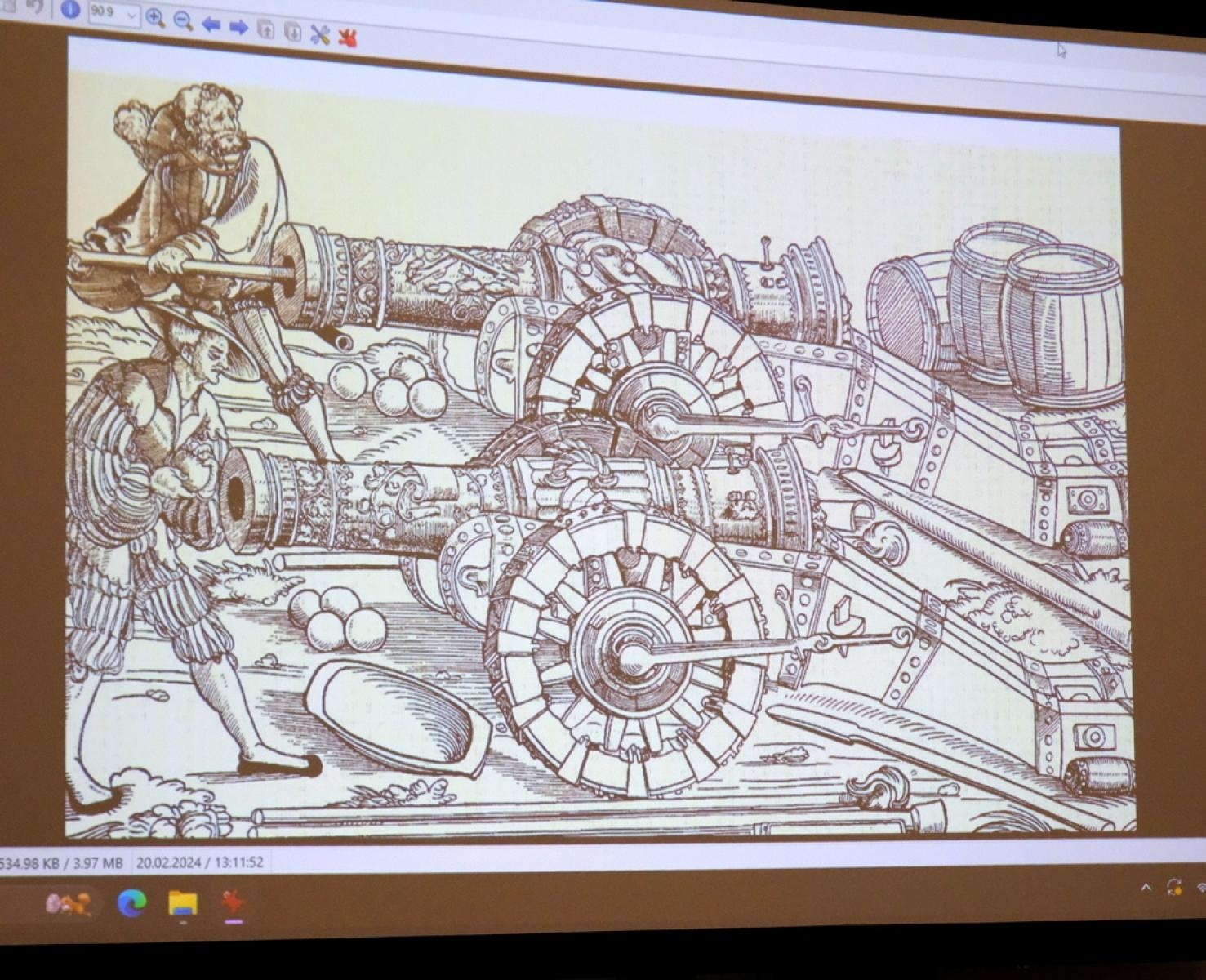 Zdjęcie w galerii na portalu naszraciborz.pl: Muzeum w Raciborzu pokazało kolekcję swojej broni wiadomości z regionu