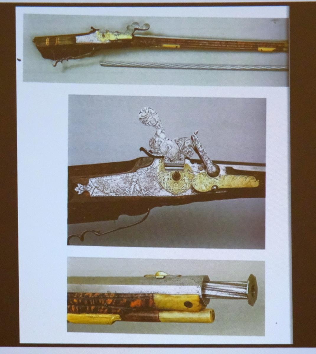 Zdjęcie w galerii na portalu naszraciborz.pl: Muzeum w Raciborzu pokazało kolekcję swojej broni wiadomości z regionu