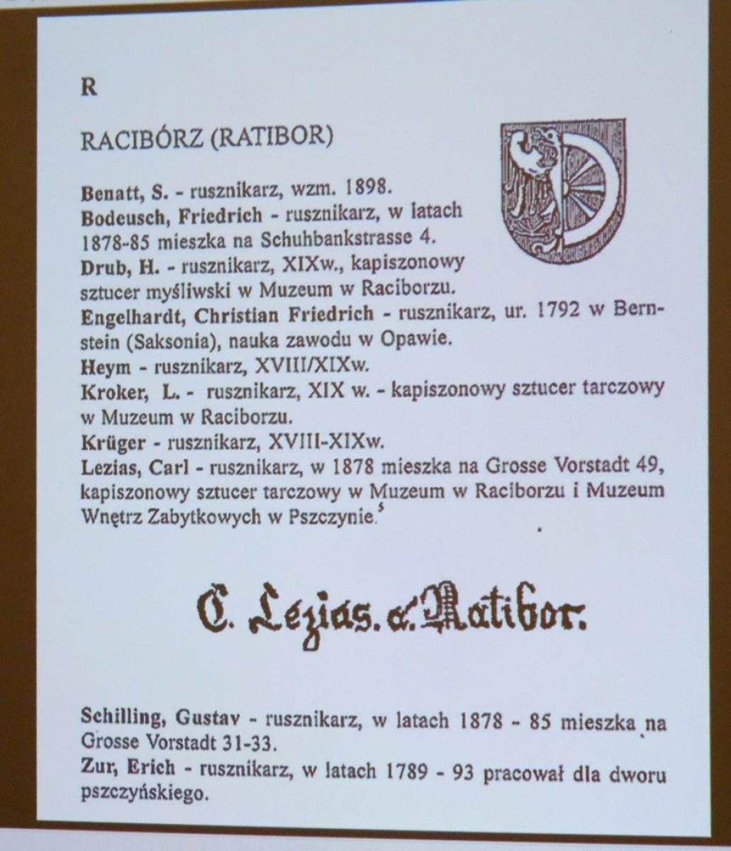 Zdjęcie w galerii na portalu naszraciborz.pl: Muzeum w Raciborzu pokazało kolekcję swojej broni wiadomości z regionu