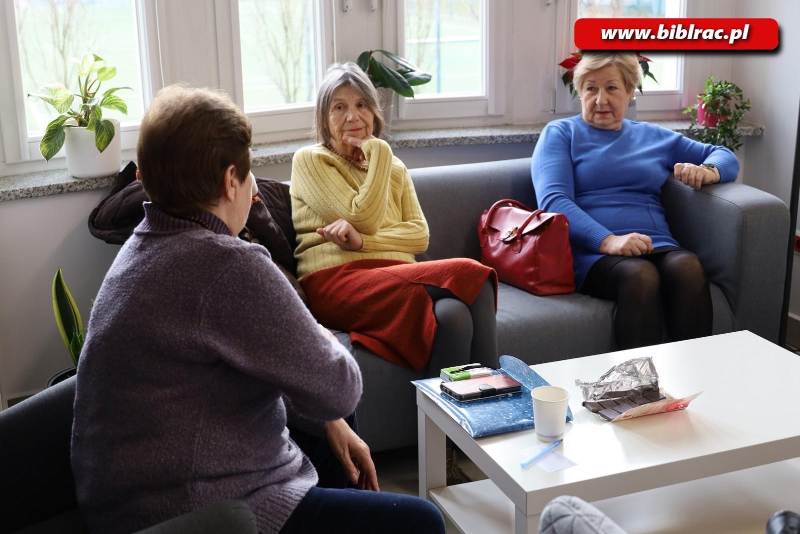 Zdjęcie w galerii na portalu naszraciborz.pl: Coś dla pasjonatów! Zaglądamy do klubów w raciborskiej bibliotece wiadomości z regionu