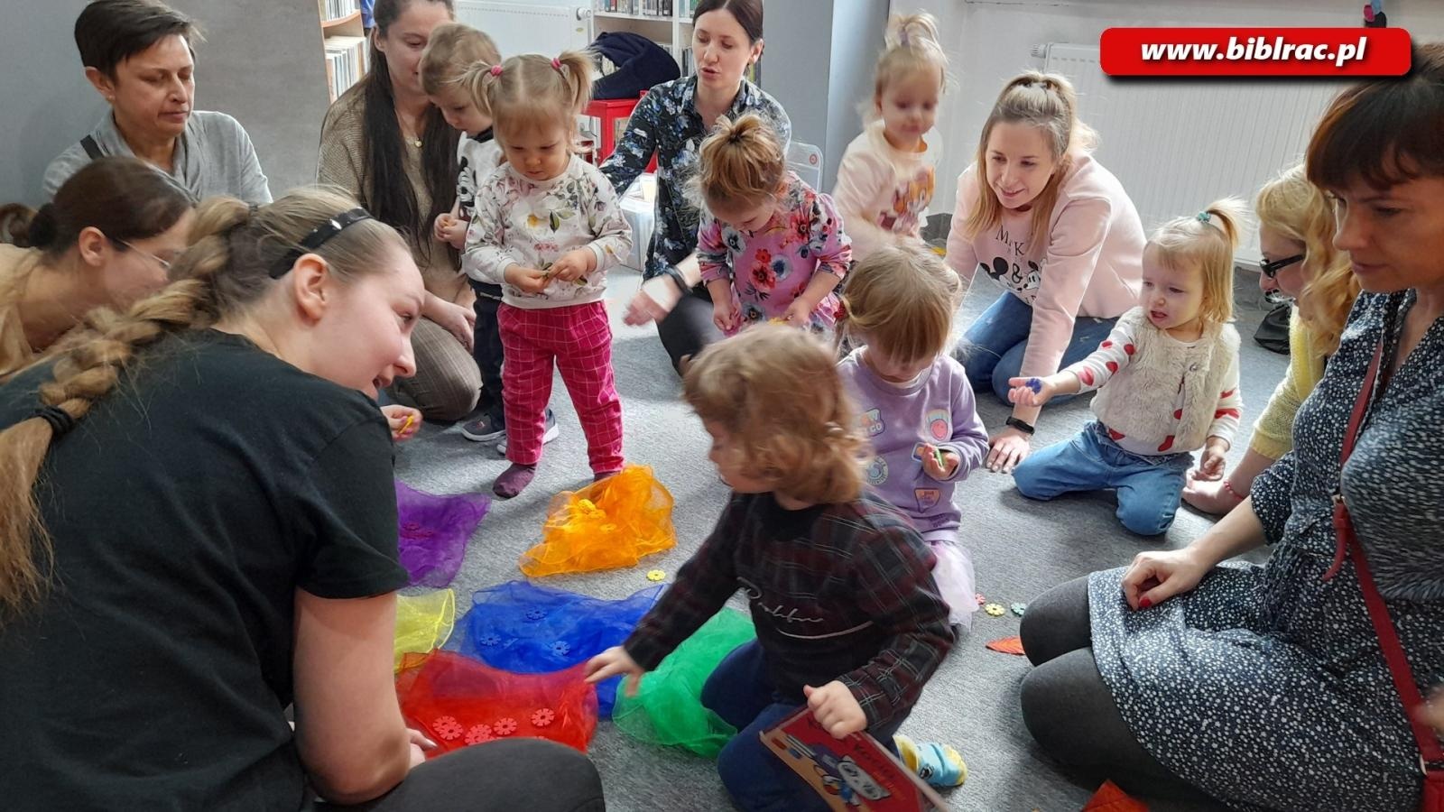 Zdjęcie w galerii na portalu naszraciborz.pl: Coś dla pasjonatów! Zaglądamy do klubów w raciborskiej bibliotece wiadomości z regionu