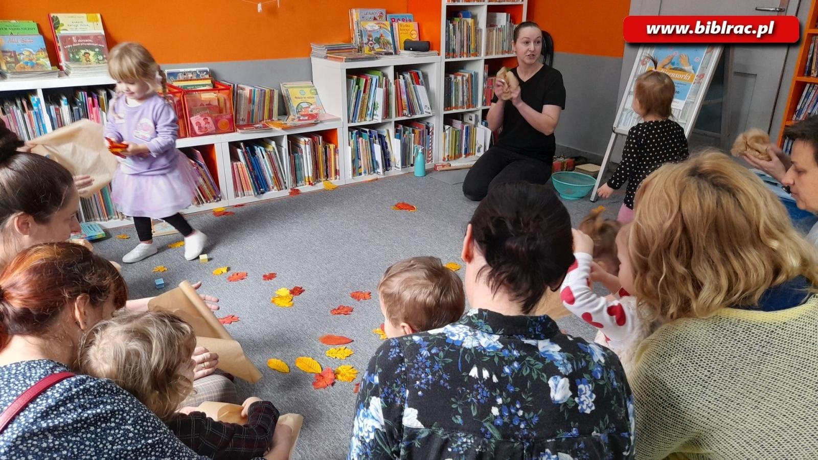Zdjęcie w galerii na portalu naszraciborz.pl: Coś dla pasjonatów! Zaglądamy do klubów w raciborskiej bibliotece wiadomości z regionu