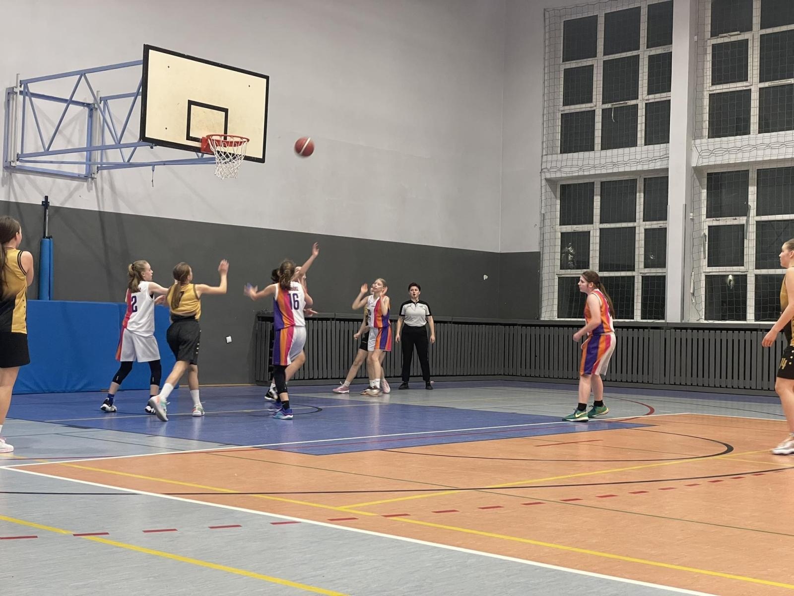 Zdjęcie w galerii na portalu naszraciborz.pl: Kadetki Minibasketball Racibórz bezlitosne dla ekipy z Gliwic wiadomości z regionu