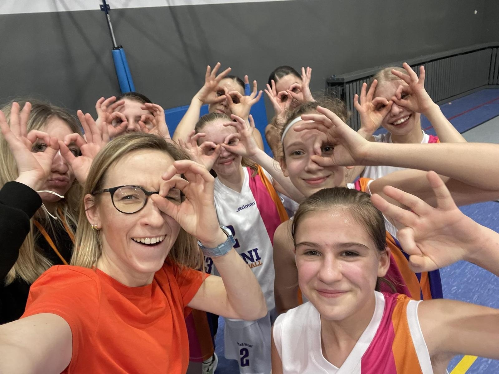 Zdjęcie w galerii na portalu naszraciborz.pl: Kadetki Minibasketball Racibórz bezlitosne dla ekipy z Gliwic wiadomości z regionu