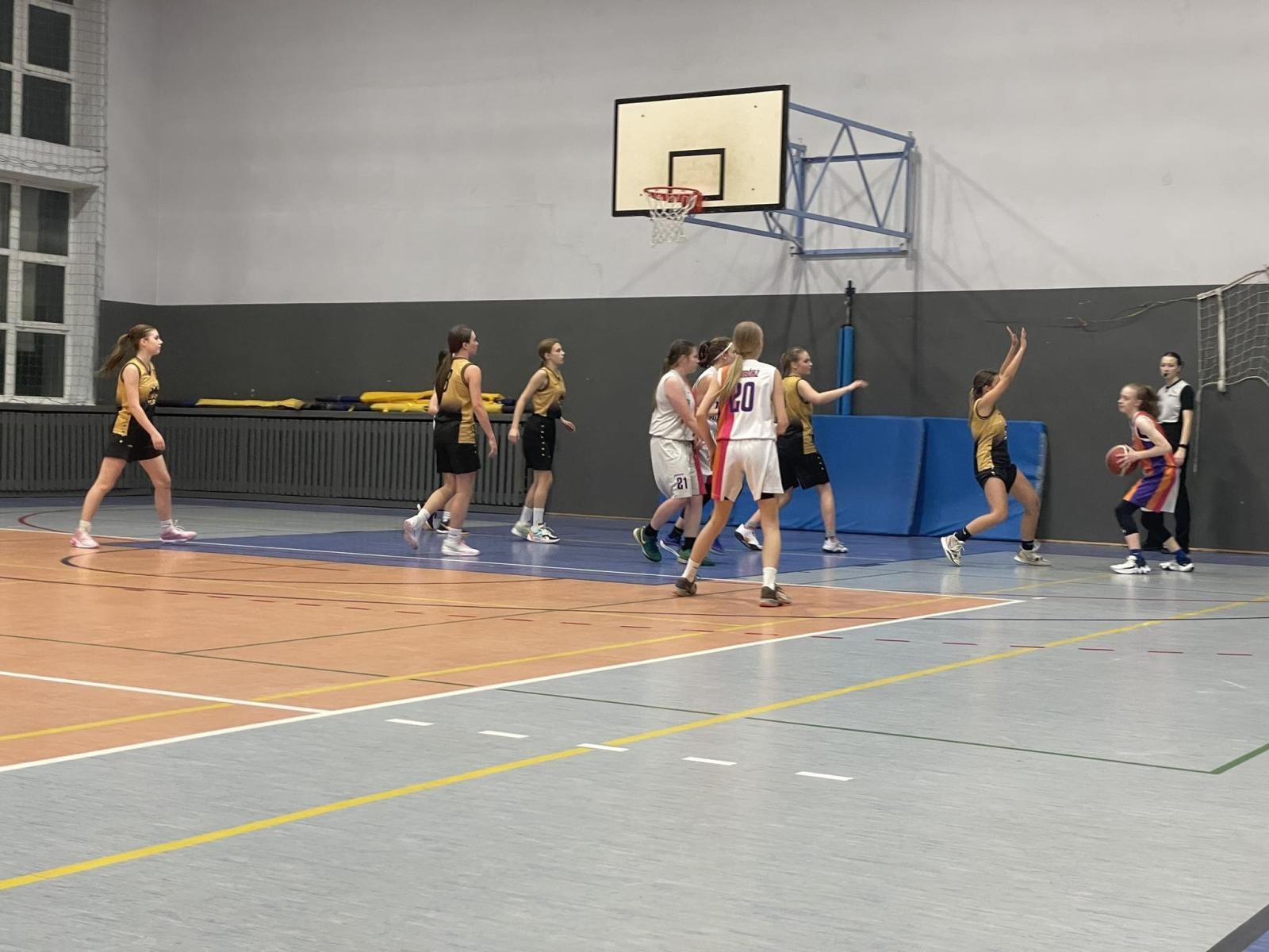 Zdjęcie w galerii na portalu naszraciborz.pl: Kadetki Minibasketball Racibórz bezlitosne dla ekipy z Gliwic wiadomości z regionu