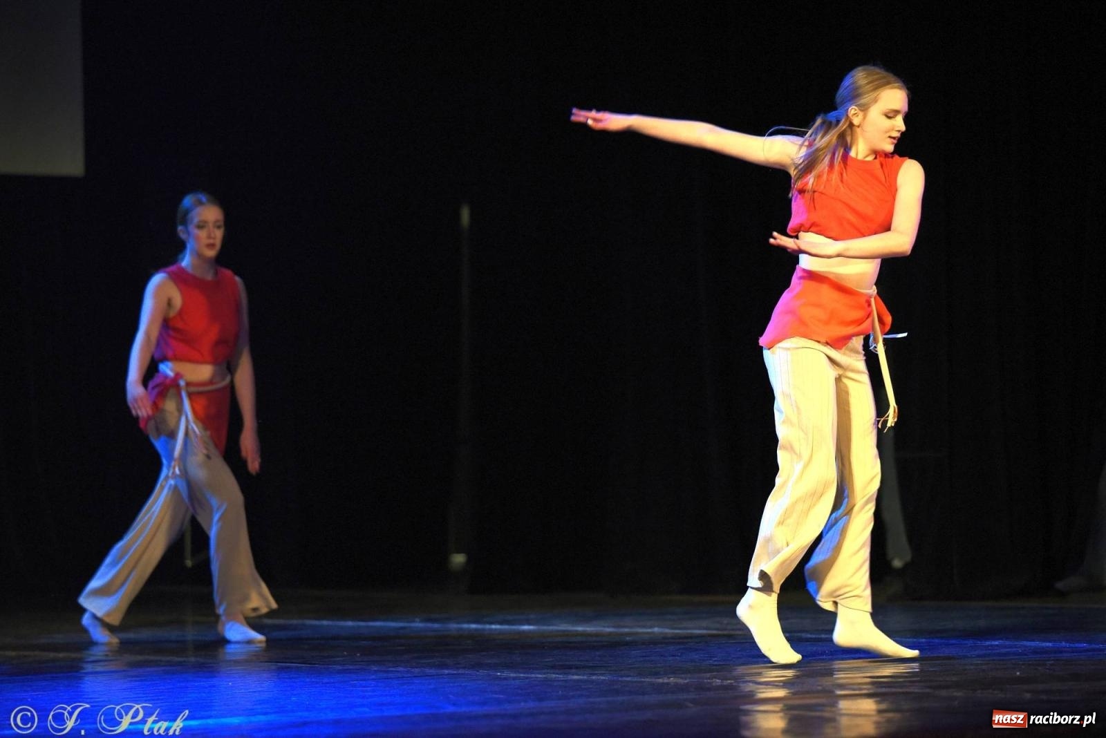 Zdjęcie w galerii na portalu naszraciborz.pl: SKAZA w Disney'owskiej odsłonie- widowisko taneczne wiadomości z regionu