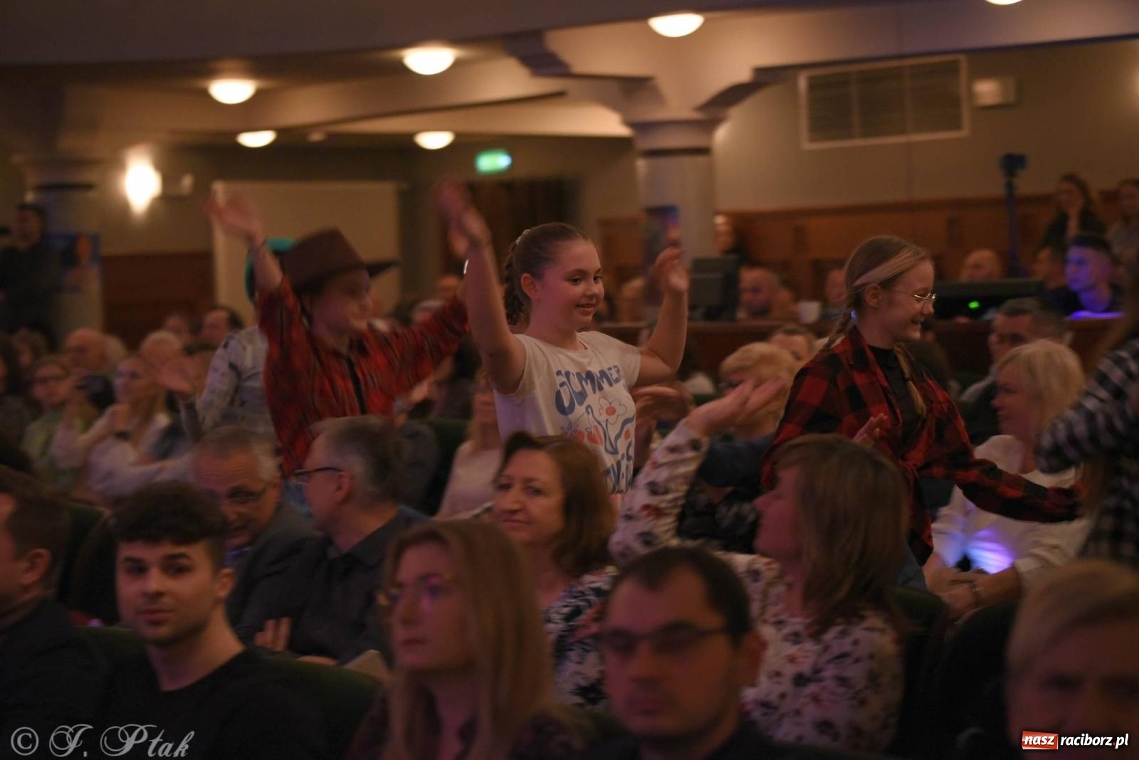 Zdjęcie w galerii na portalu naszraciborz.pl: SKAZA w Disney'owskiej odsłonie- widowisko taneczne wiadomości z regionu