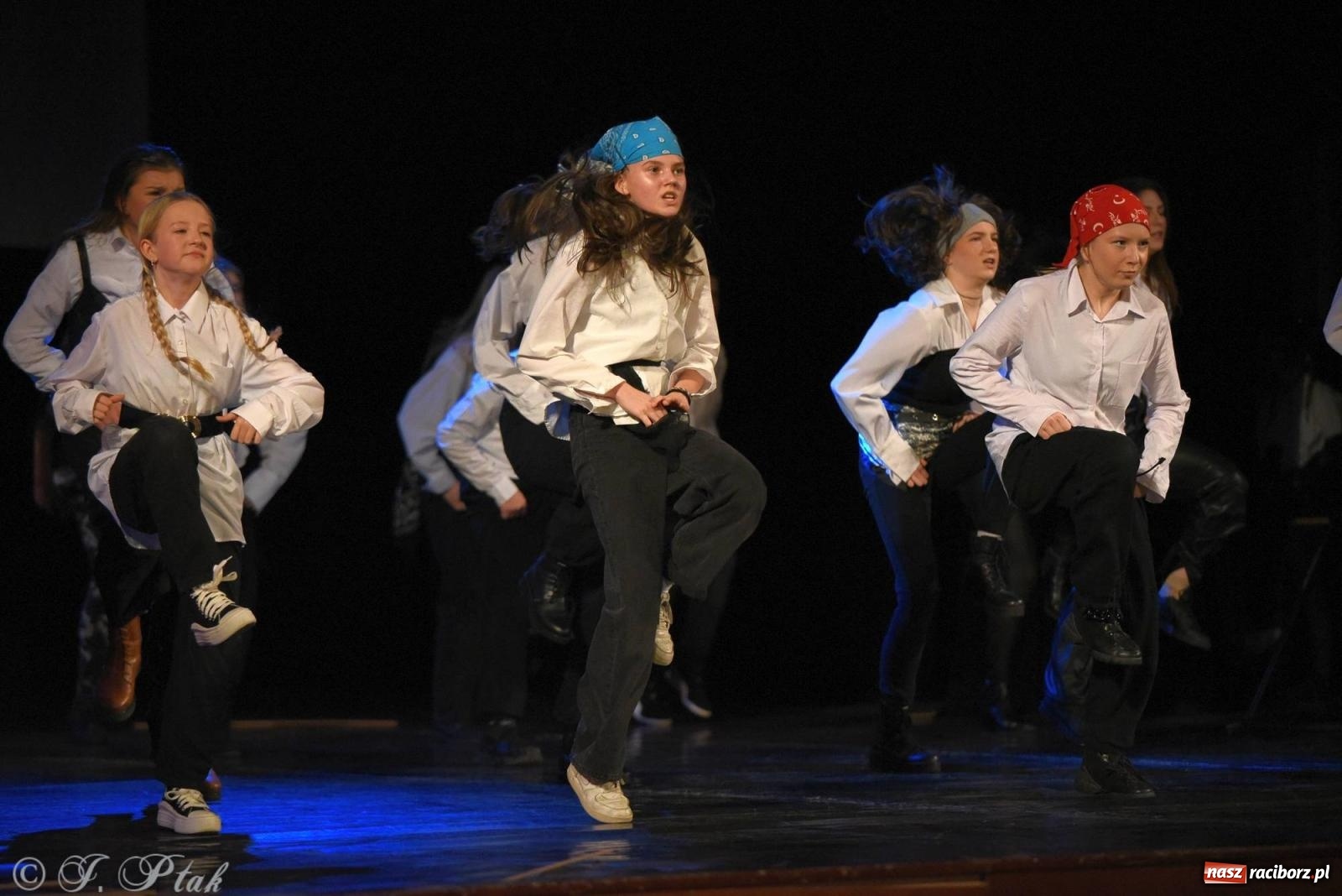 Zdjęcie w galerii na portalu naszraciborz.pl: SKAZA w Disney'owskiej odsłonie- widowisko taneczne wiadomości z regionu