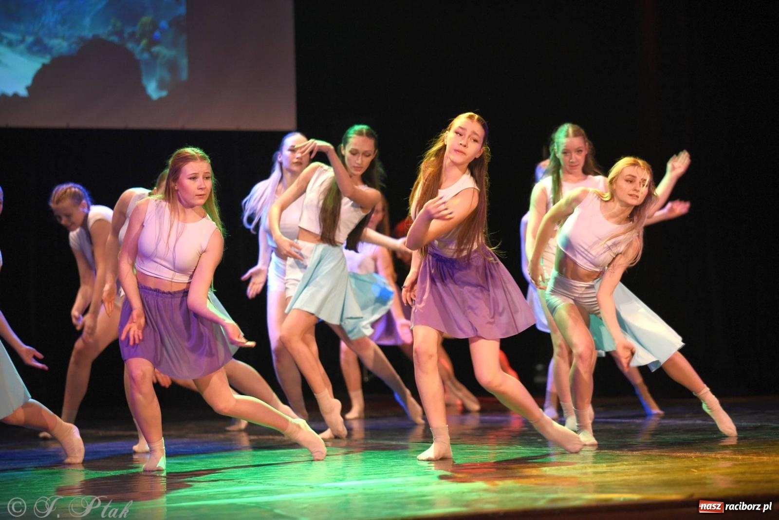 Zdjęcie w galerii na portalu naszraciborz.pl: SKAZA w Disney'owskiej odsłonie- widowisko taneczne wiadomości z regionu
