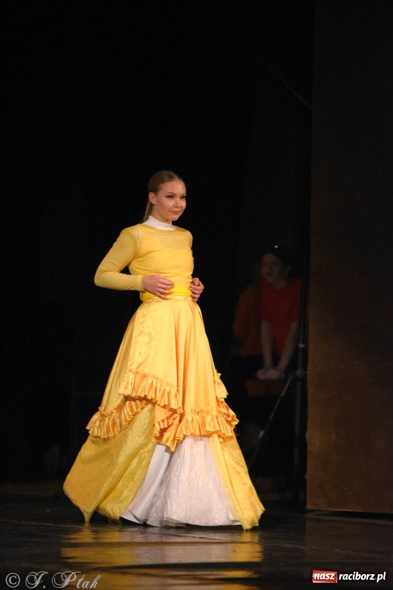 Zdjęcie w galerii na portalu naszraciborz.pl: SKAZA w Disney'owskiej odsłonie- widowisko taneczne wiadomości z regionu