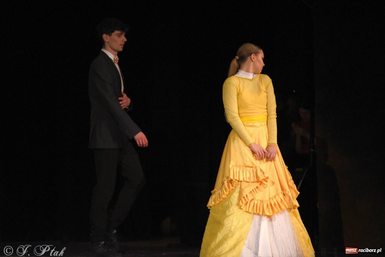 Zdjęcie w galerii na portalu naszraciborz.pl: SKAZA w Disney'owskiej odsłonie- widowisko taneczne wiadomości z regionu